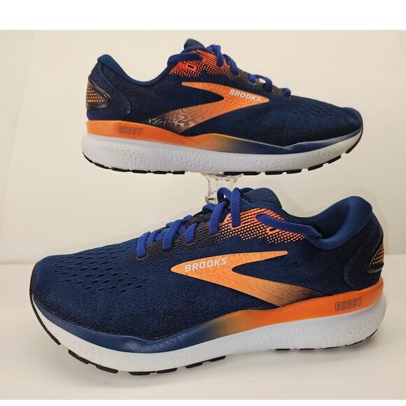 Brooks Men 8 Comfy footwear - Picture 1 of 10